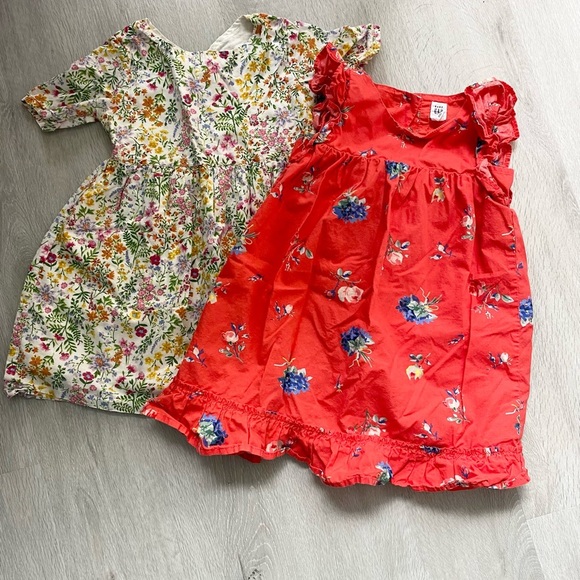 Girl Dresses, Size T4 - Picture 8 of 8